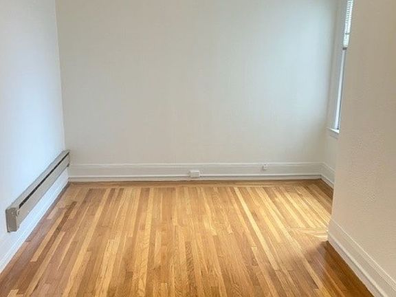 5th image of 2620-2626 Van Ness Ave #2624