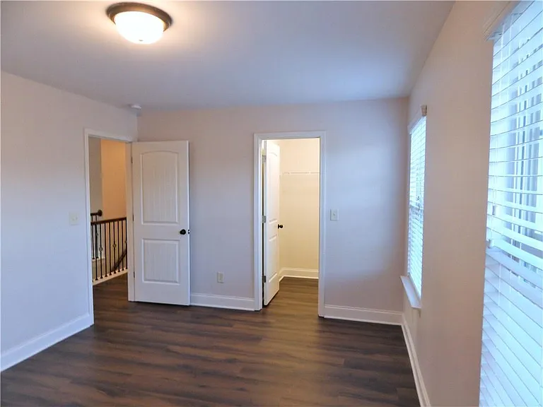 2441 Melton Common Dr — Photo 74
