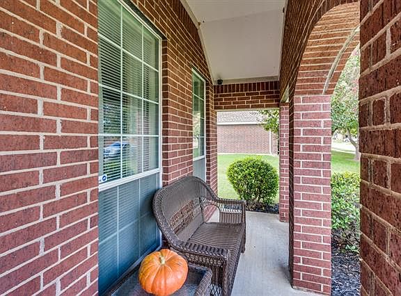 4th image of 3025 Dorothy Ln