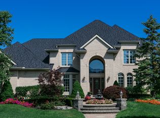 48576 Stoneridge Dr, Northville, MI 48168