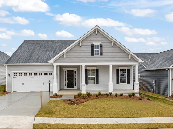 771 Four Seasons Dr, Ruckersville, VA 22968