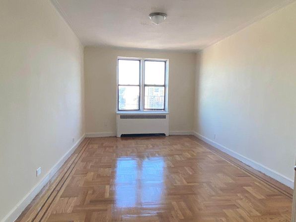 95 W 195th St APT 7A