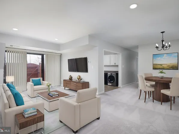 49 Skyhill Rd APT 103, Alexandria, VA 22314