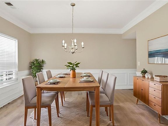 3rd image of 4968 Locherby Dr