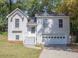 110 Longleaf Dr, Cayce, SC 29033