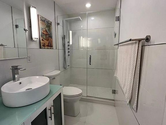 5th image of 3211 S Terra Mar Dr