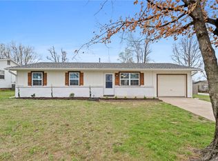 103 NW J St, Bentonville, AR 72712