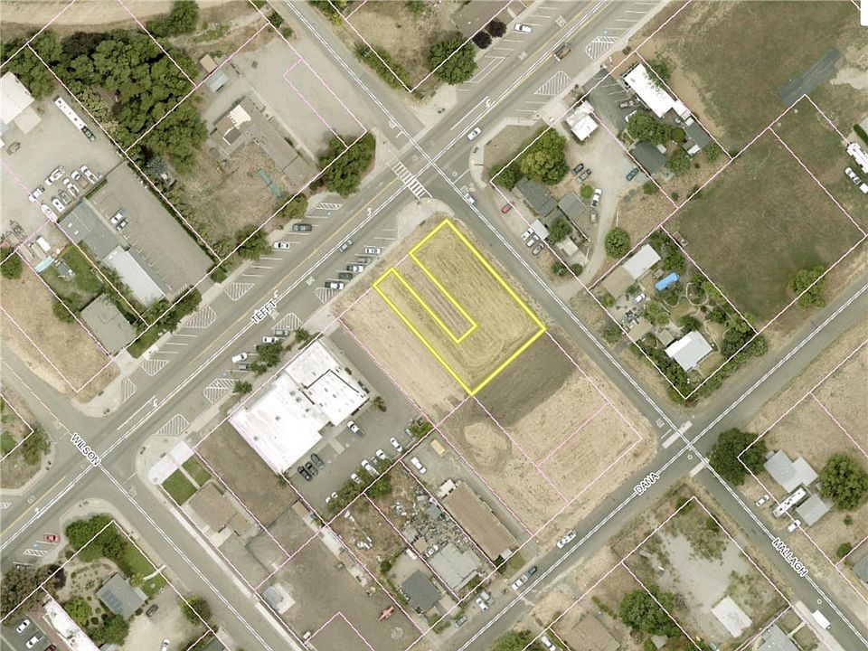 2nd image of 205 W Tefft St Lot 1