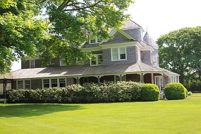 3rd image of 330 Captains Neck Ln