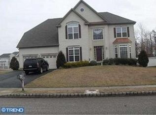 200 Huntingdon Dr, Williamstown, NJ 08094