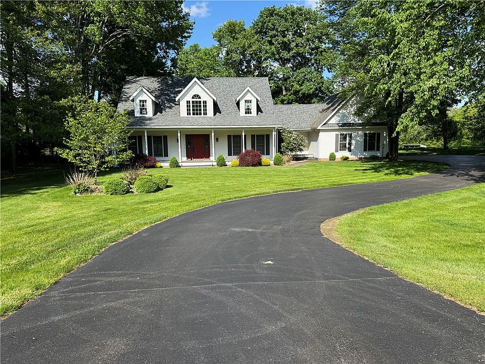 1st image of 291 Woodland Dr