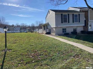 45 Richmond Rd, Macomb, IL 61455