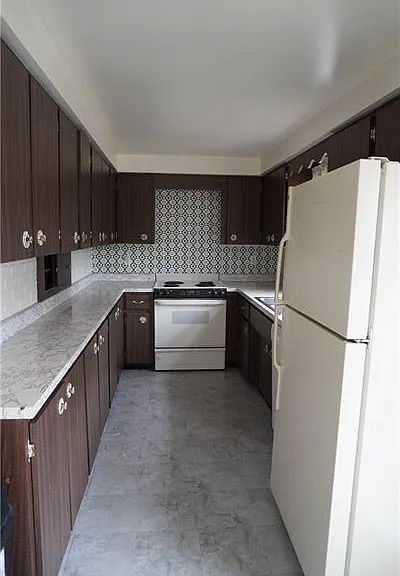 3234 Washington Pike — Photo 23