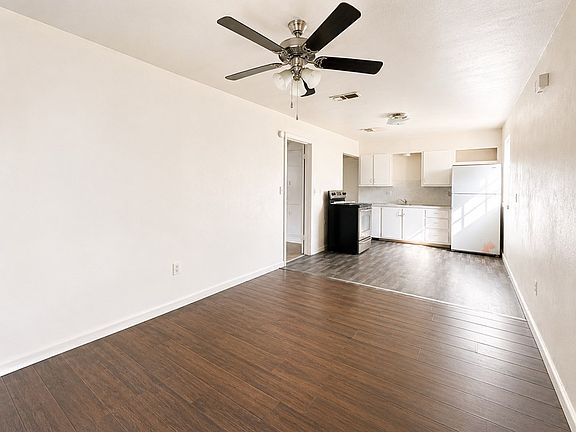 3rd image of 312 W 15th St