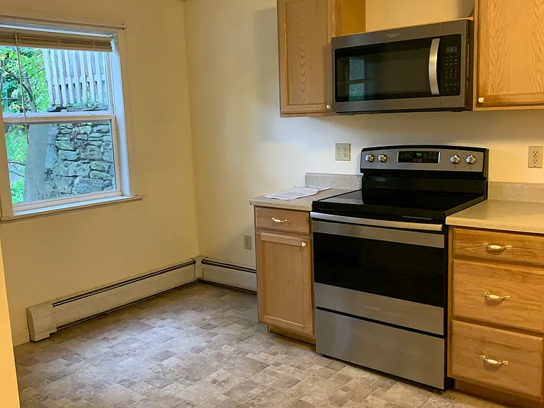 31 Cogswell St #1 — Photo 5