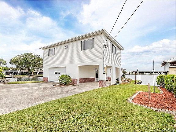 4th image of 2250 N Kings Cove Point