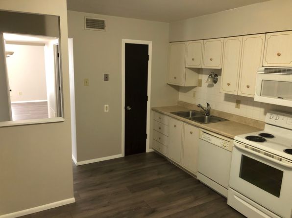 10338 Parkman Dr APT C