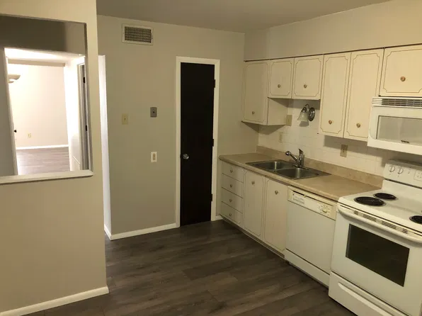 10338 Parkman Dr APT C, Saint Louis, MO 63123