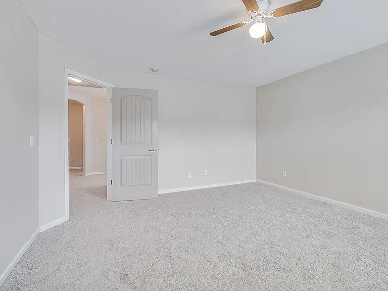 58 Spring Lakes Cir — Photo 26
