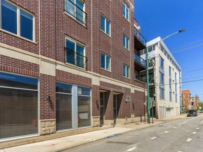500 N Damen Ave APT 203, Chicago, IL, 60622