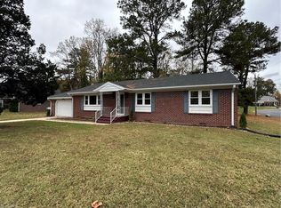 2528 Woodland Trl, Suffolk, VA 23434
