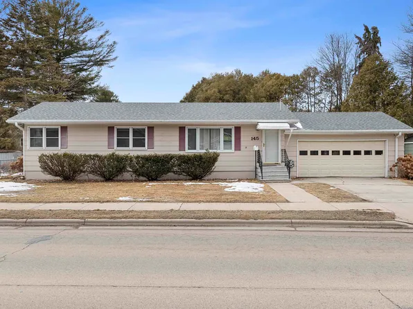 145 Hattie St, Marinette, WI 54143