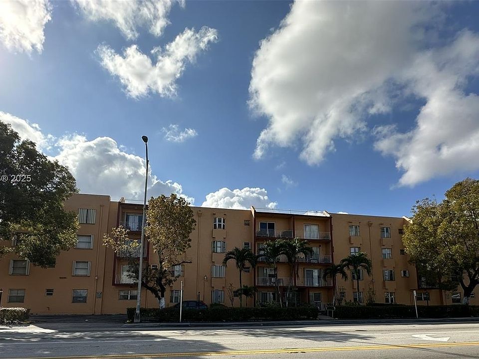 2nd image of 6200 W Flagler St APT 303