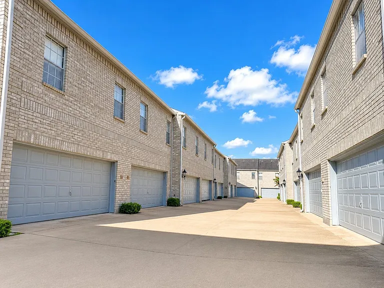 384 Wilcrest Dr #384 — Photo 19