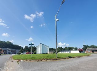 101 Stuart Cir, Greenville, NC 27834