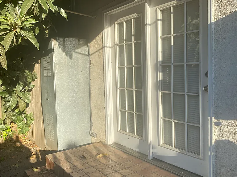 4425 Avocado St #2 — Photo 25