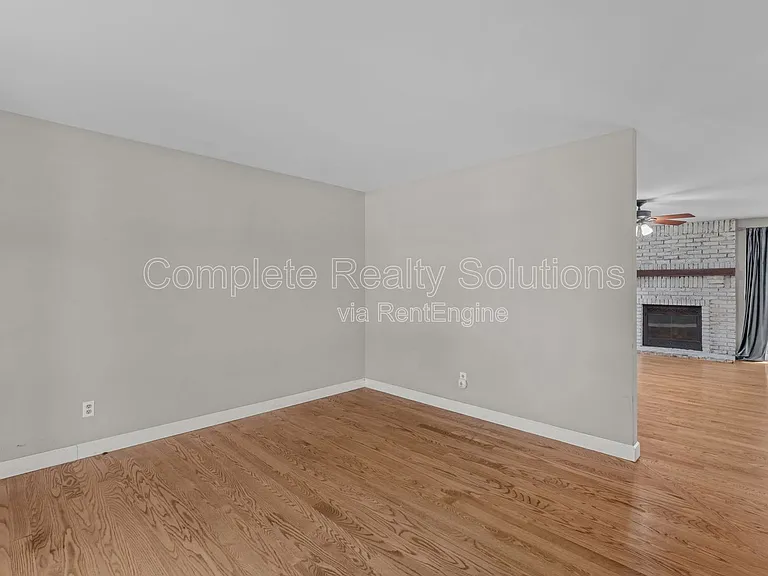16610 Green Needle Ct — Photo 7
