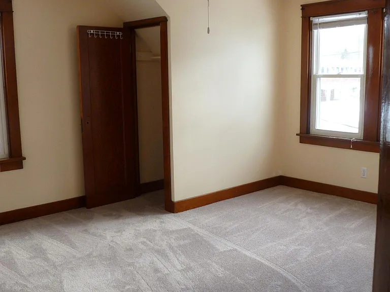 144 School St — Photo 15