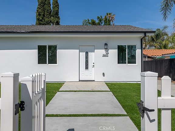 5th image of 19453 Strathern St