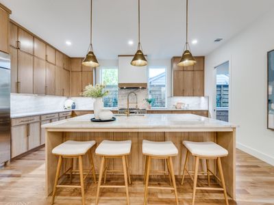 3850 Davila Dr, Dallas, TX, 75220