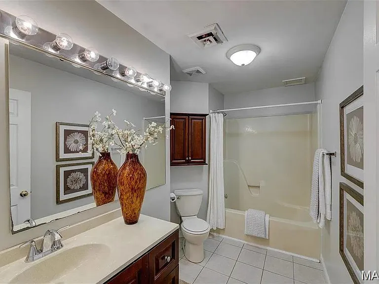 4256 Maryland Ave #LLE — Photo 16