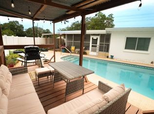 524 61st St S, Saint Petersburg, FL 33707