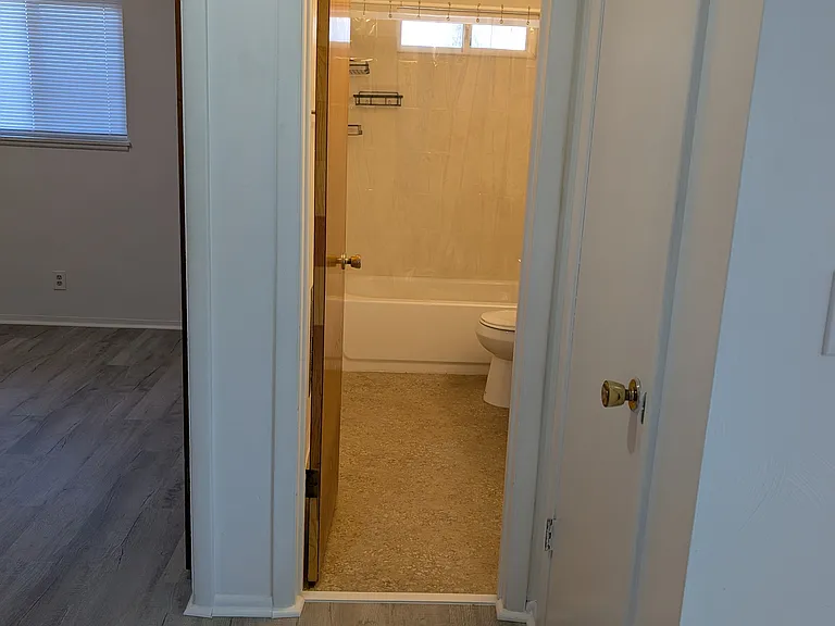 418 S Elder St #418 — Photo 9