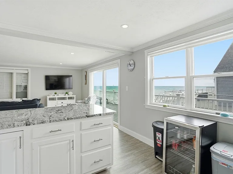 274 Central Ave — Photo 6