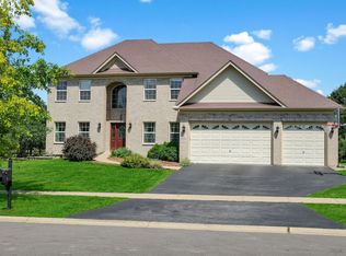 1 Duval Ct, Bolingbrook, IL 60490