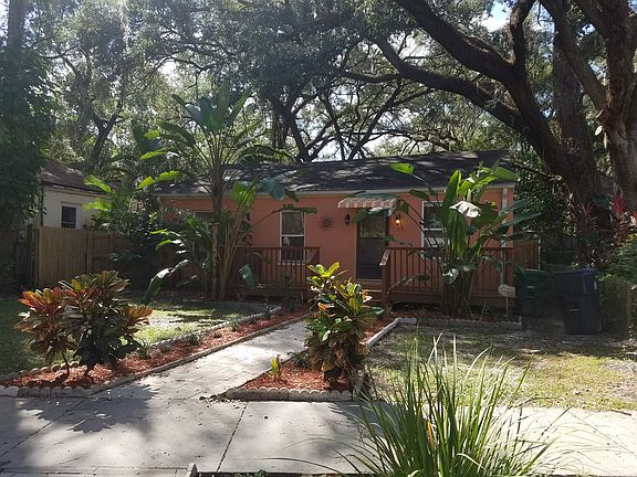 2nd image of 1421 E Park Cir