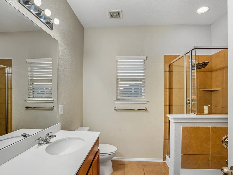 8101 Kurgan Trl — Photo 21