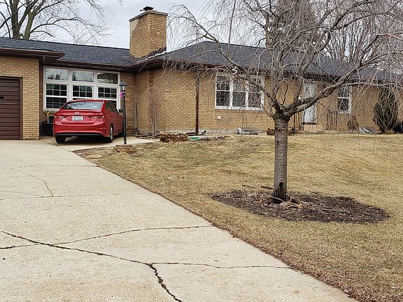 3rd image of 1701 McDonough St