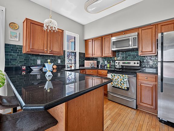 2nd image of 1321 Fairmont St NW APT 307