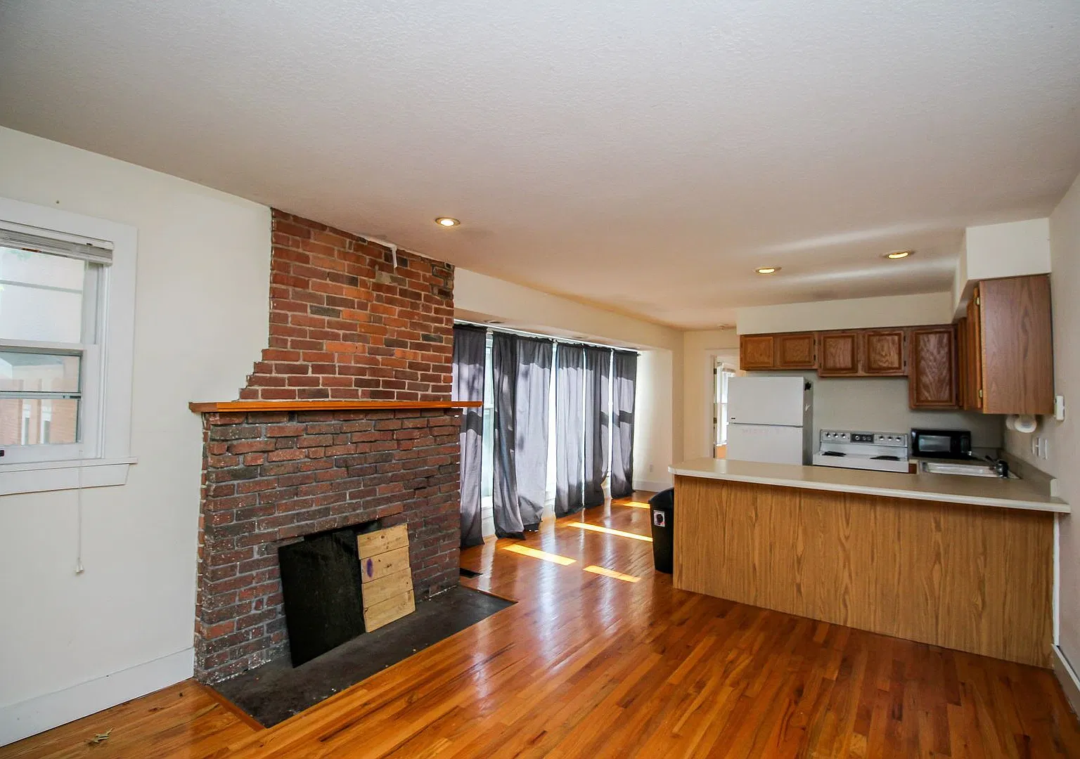 1410 Anthony — Photo 3