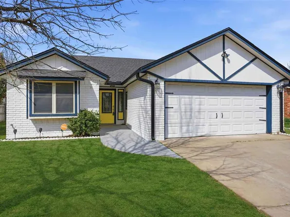 2413 SW 41st St, Lawton, OK 73505