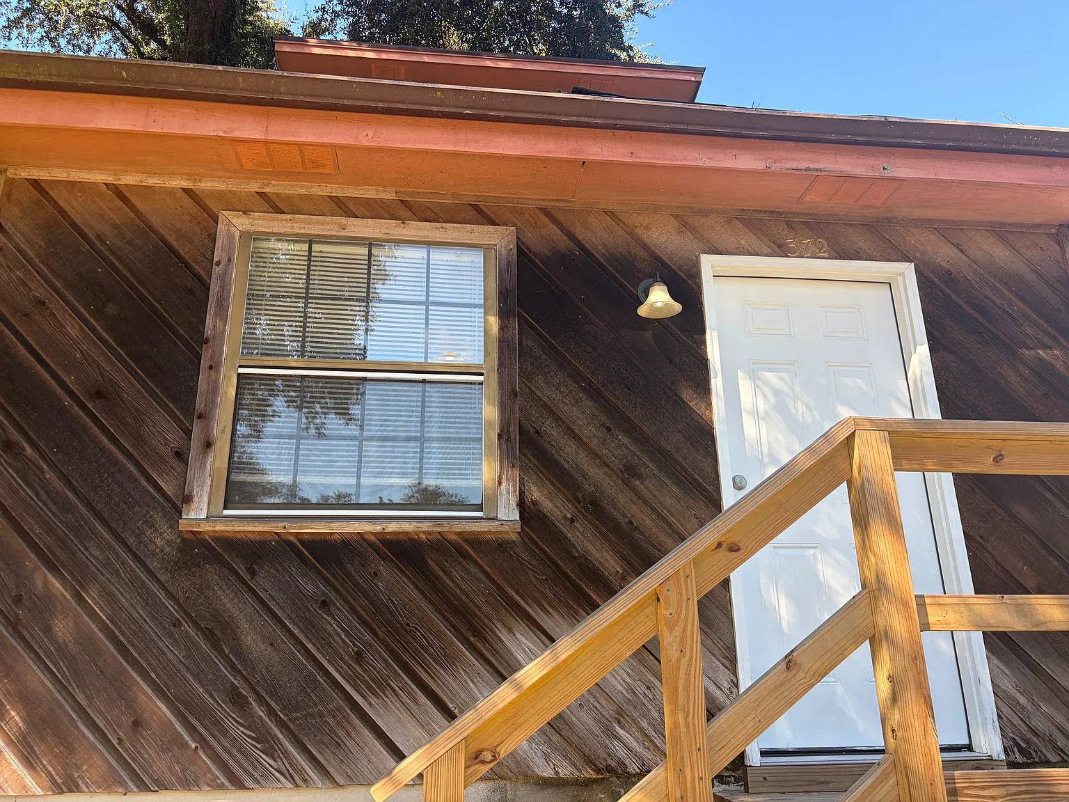 3 bed, 1110 sqft, $1,500 — Photo 1