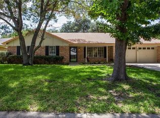 2514 Glassboro Cir, Arlington, TX 76015