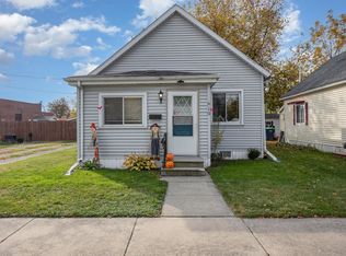 610 38th St, Bay City, MI 48708