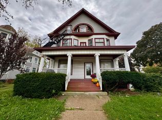 2109 Washington Ave, Racine, WI 53403