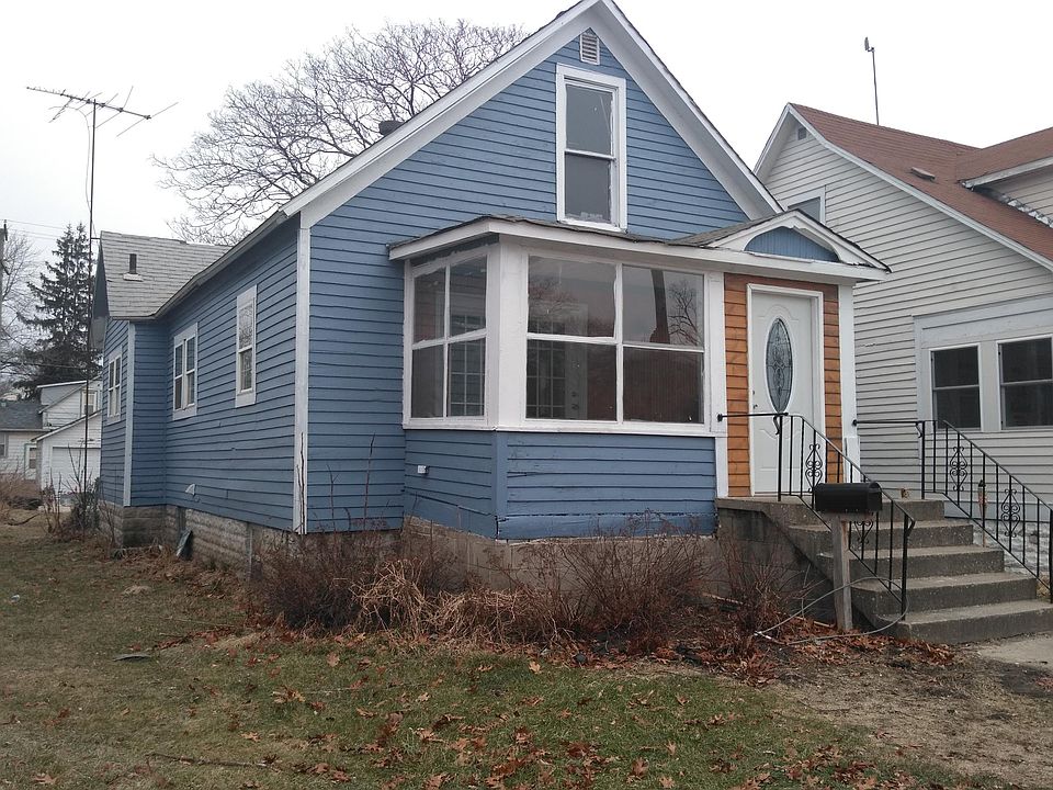2nd image of 360 S Hancock St
